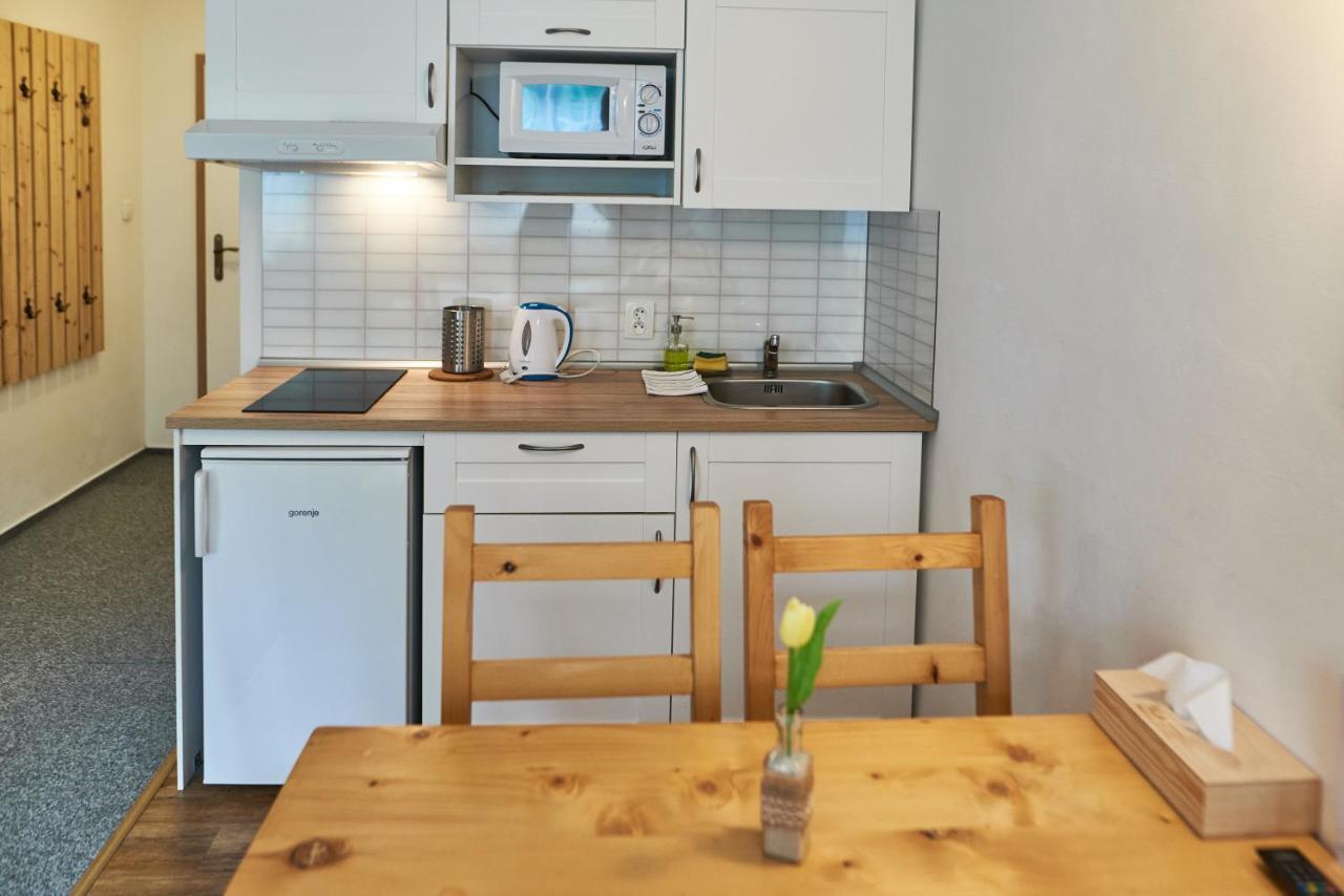 בילה Apartmany Na Fare מראה חיצוני תמונה