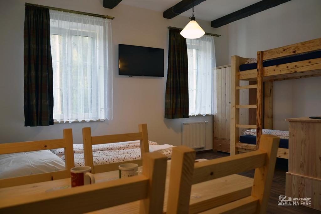בילה Apartmany Na Fare מראה חיצוני תמונה